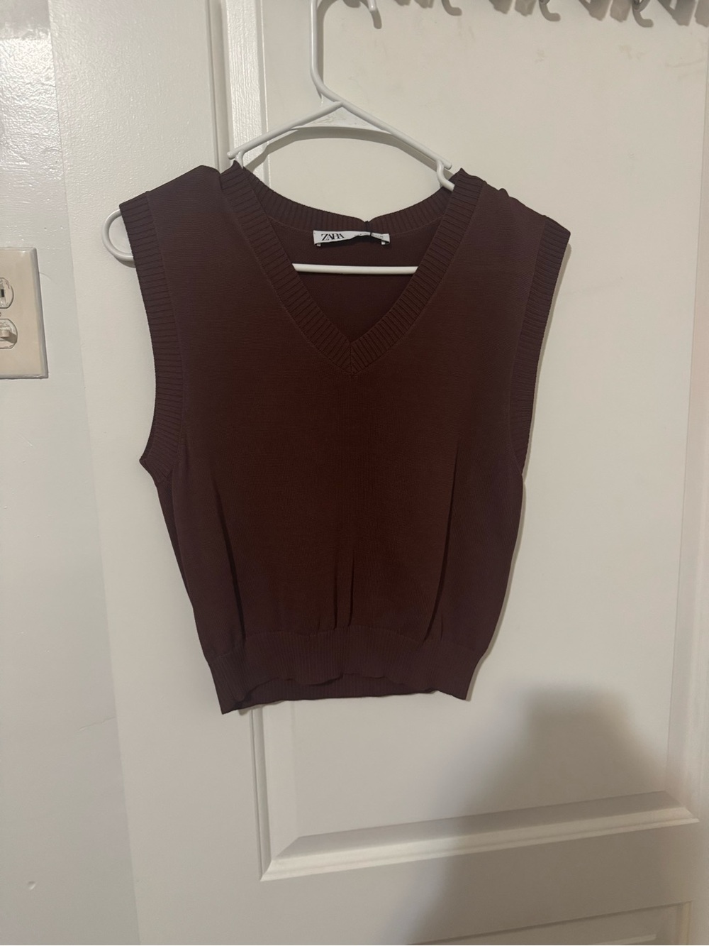 Zara Chocolate Brown V-Neck Knit Tank - Picture 1 of 2
